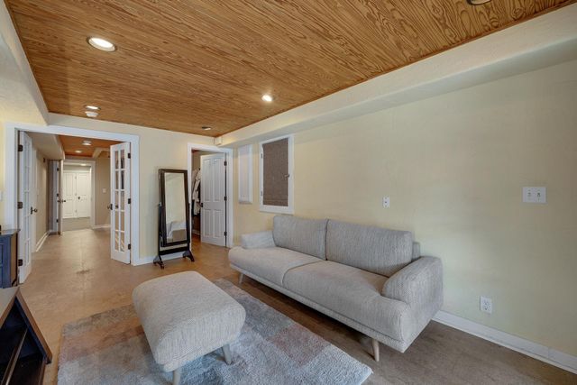 1170 Fairmount Avenue, Saint Paul, MN 55105