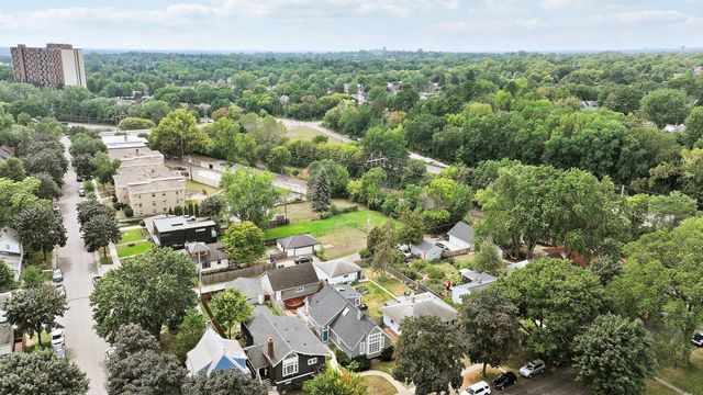 1170 Fairmount Avenue, Saint Paul, MN 55105
