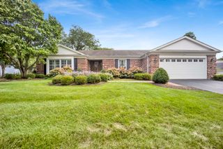 1518 Wedgefield Circle, Naperville, IL 60563