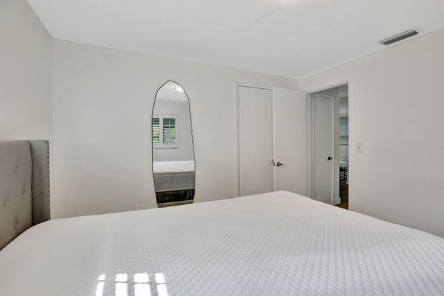 3019 N 57th Drive, Hollywood, FL 33021