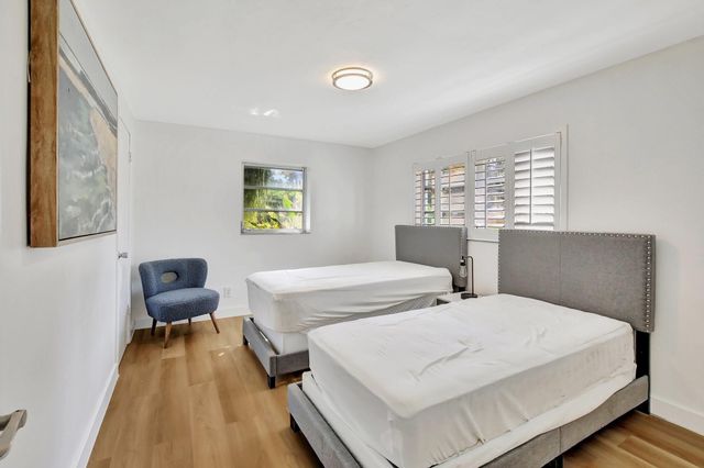 3019 N 57th Drive, Hollywood, FL 33021