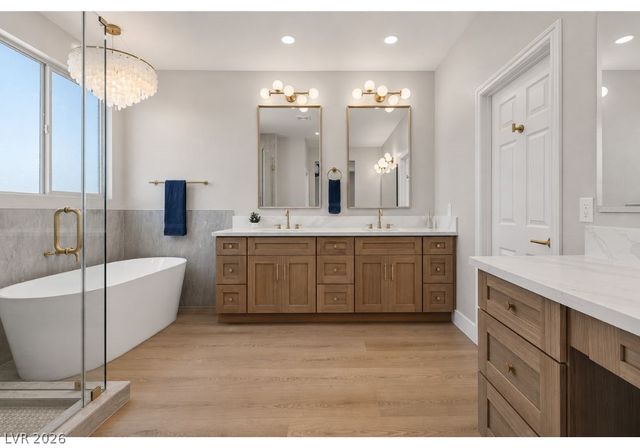 992 Cliff Castle Avenue, North Las Vegas, NV 89081