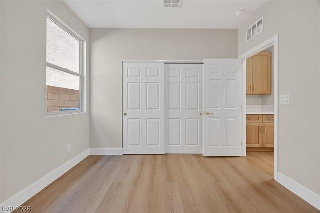 992 Cliff Castle Avenue, North Las Vegas, NV 89081