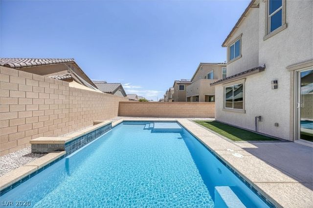 992 Cliff Castle Avenue, North Las Vegas, NV 89081