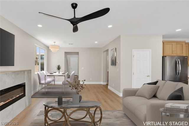 992 Cliff Castle Avenue, North Las Vegas, NV 89081