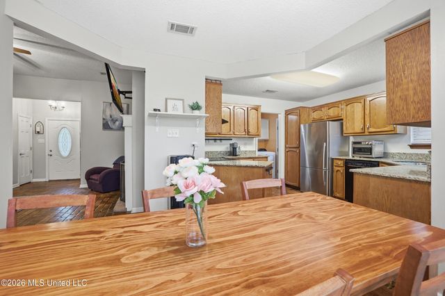 1909 Hemlock Drive, Gautier, MS 39553