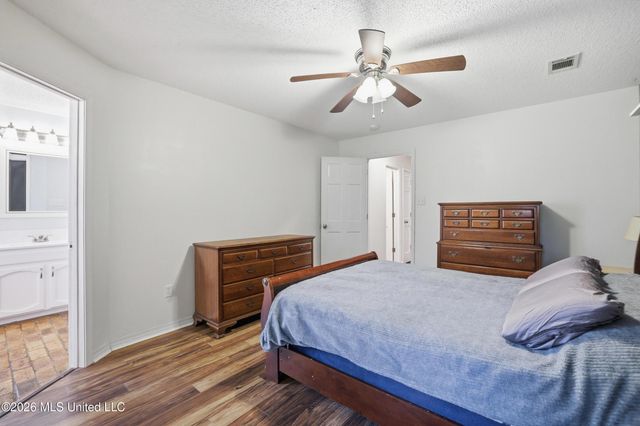 1909 Hemlock Drive, Gautier, MS 39553