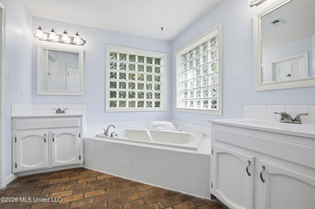 1909 Hemlock Drive, Gautier, MS 39553