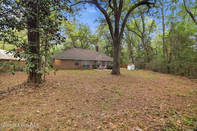 1909 Hemlock Drive, Gautier, MS 39553