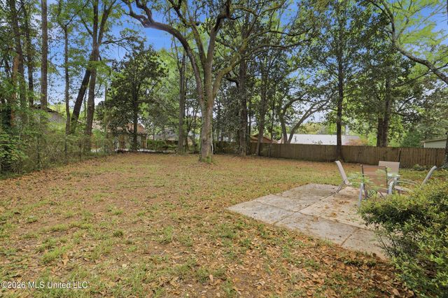 1909 Hemlock Drive, Gautier, MS 39553