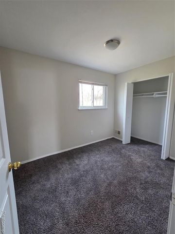 5897 Wilkie Avenue, Taylor, MI 48180