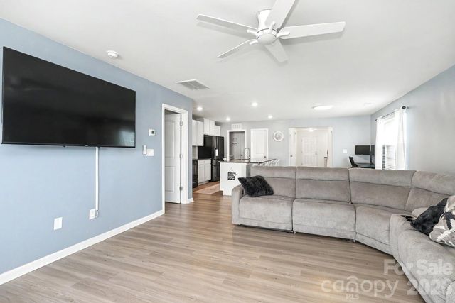 1277 Bryson Lane, Denver, NC 28037