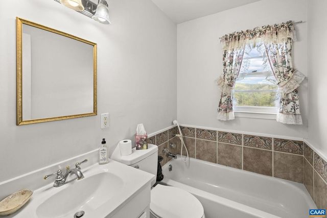 18188 LOVERS LN, Gordonsville, VA 22942