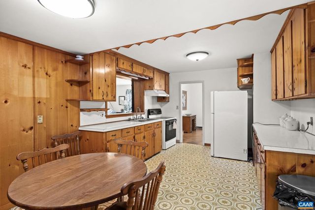 18188 LOVERS LN, Gordonsville, VA 22942