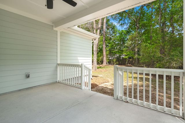 5706 Barbary Coast Road, Hollywood, SC 29449