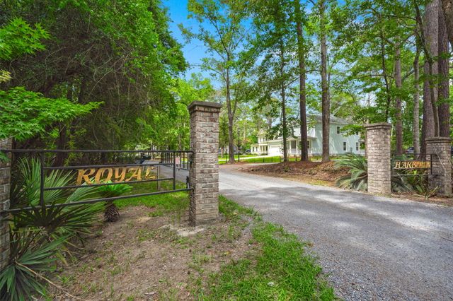5706 Barbary Coast Road, Hollywood, SC 29449