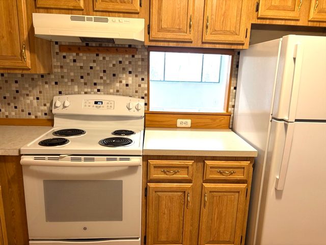 67 Milliken Ave 22b, Franklin, MA 02038