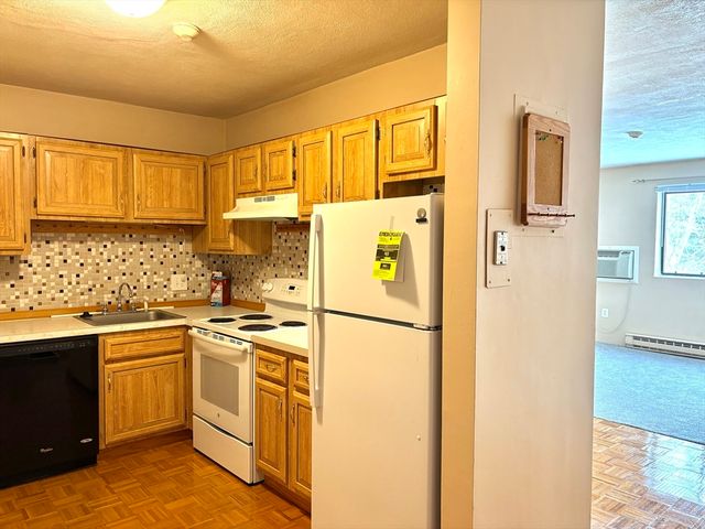 67 Milliken Ave 22b, Franklin, MA 02038