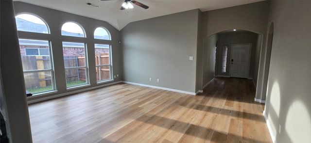 325 Meadow View Lane, Anna, TX 75409