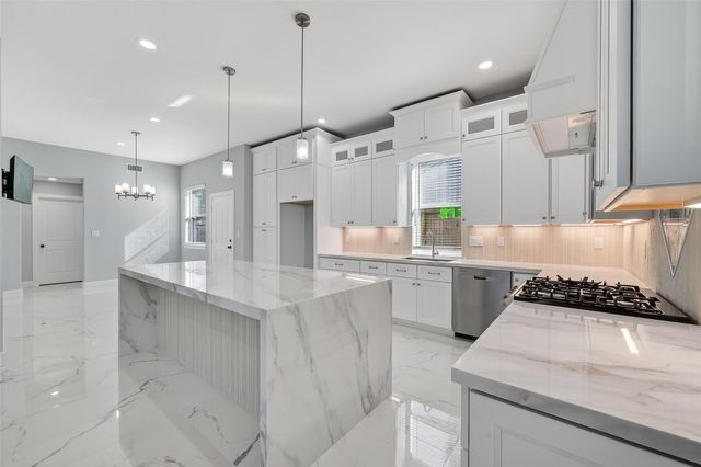 3344 Sanders Street, Houston, TX 77004