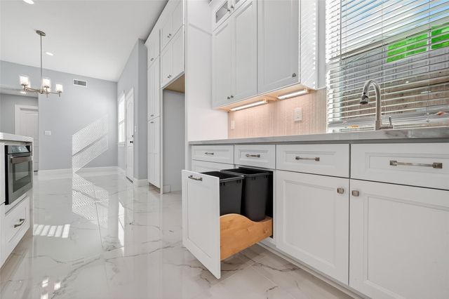 3344 Sanders Street, Houston, TX 77004