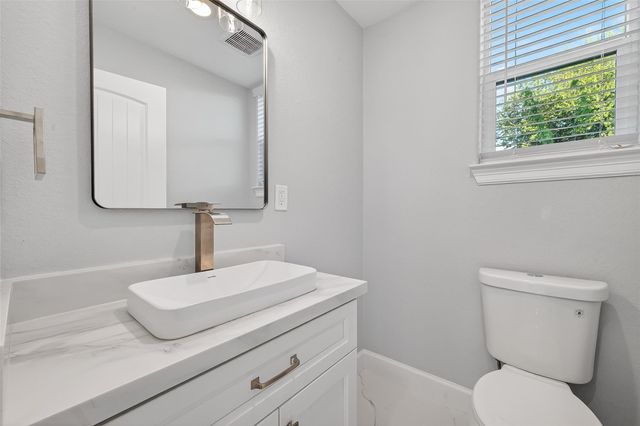 3344 Sanders Street, Houston, TX 77004