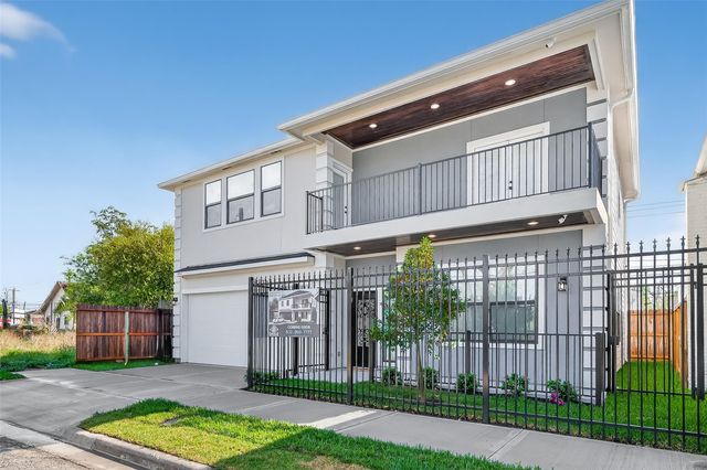 3344 Sanders Street, Houston, TX 77004