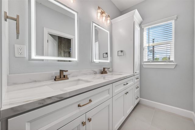 3344 Sanders Street, Houston, TX 77004