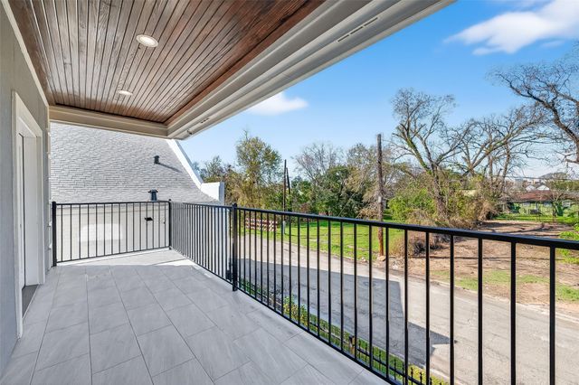 3344 Sanders Street, Houston, TX 77004