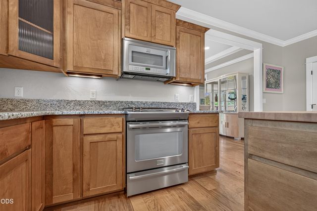 4303 Vineyard Terrace, Medford, OR 97504