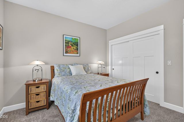 4303 Vineyard Terrace, Medford, OR 97504