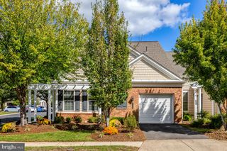 44482 MALTESE FALCON SQ, Ashburn, VA 20147