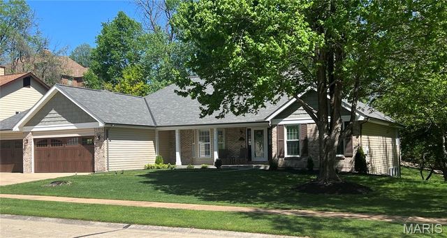 6 Hanover Hills Court, St Charles, MO 63301