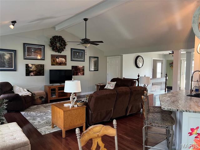 6 Hanover Hills Court, St Charles, MO 63301