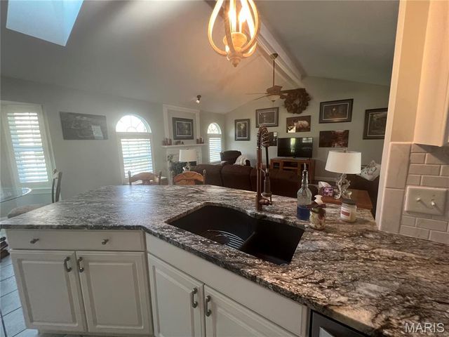 6 Hanover Hills Court, St Charles, MO 63301