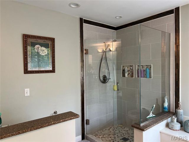 6 Hanover Hills Court, St Charles, MO 63301