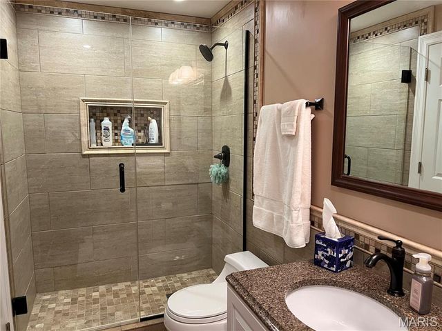 6 Hanover Hills Court, St Charles, MO 63301