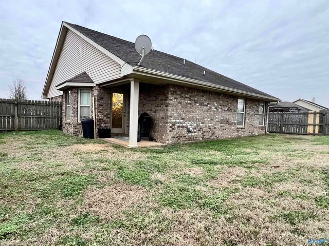 176 Fields Pond Drive, Madison, AL 35756