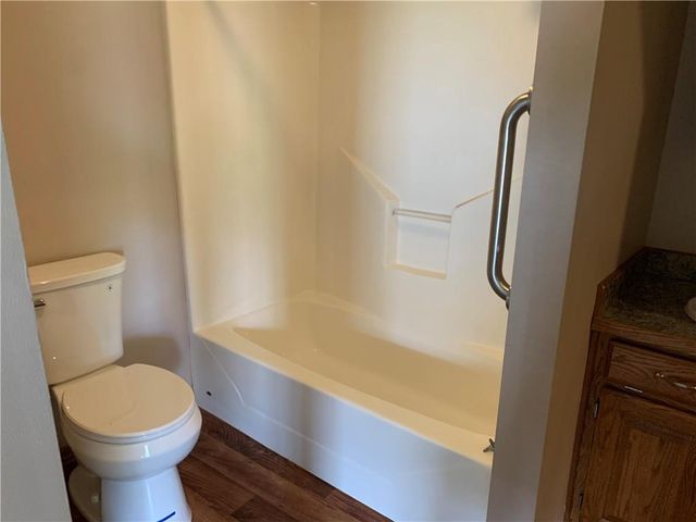 1019 S Hugh Street, Frontenac, KS 66763