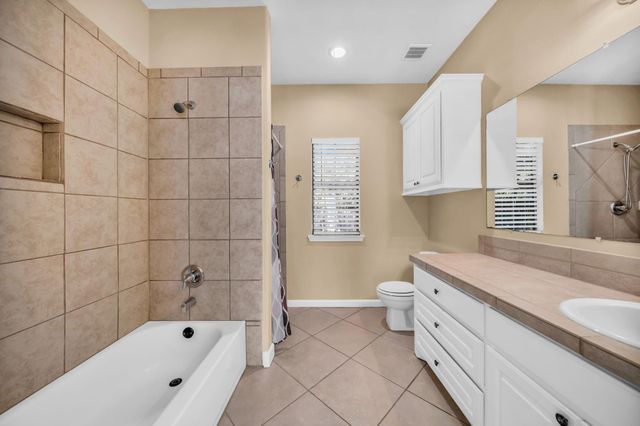 1213 Oxon Run, Montgomery, TX 77316