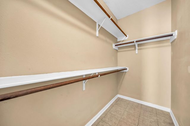 1213 Oxon Run, Montgomery, TX 77316