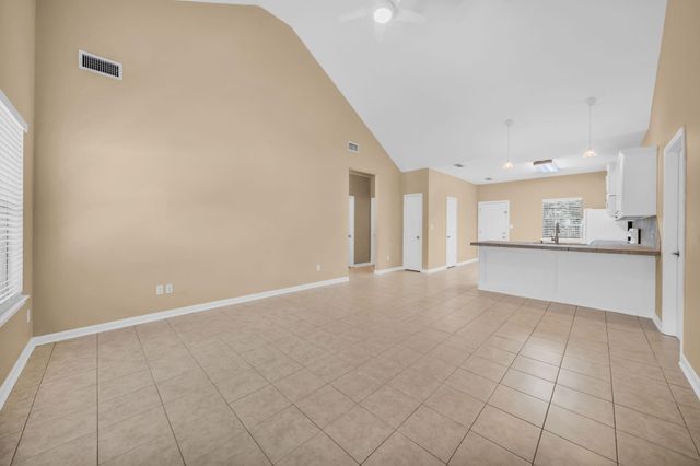 1213 Oxon Run, Montgomery, TX 77316