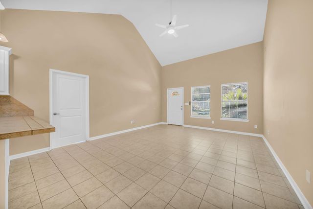 1213 Oxon Run, Montgomery, TX 77316