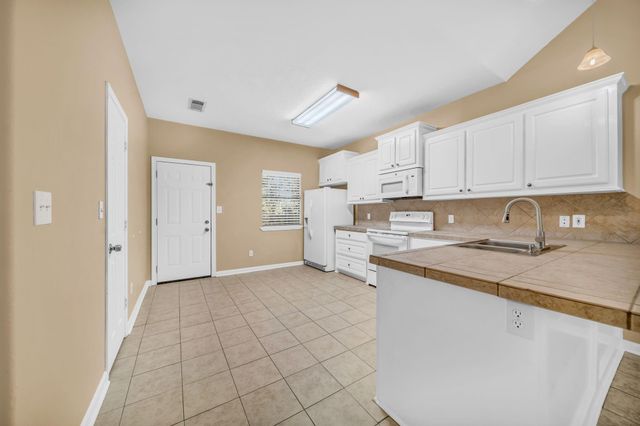 1213 Oxon Run, Montgomery, TX 77316