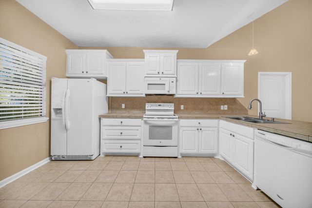 1213 Oxon Run, Montgomery, TX 77316