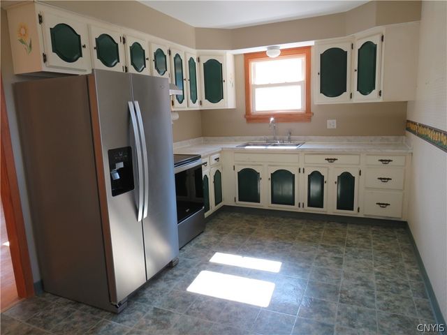 212 Jane Drive, Camillus, NY 13219
