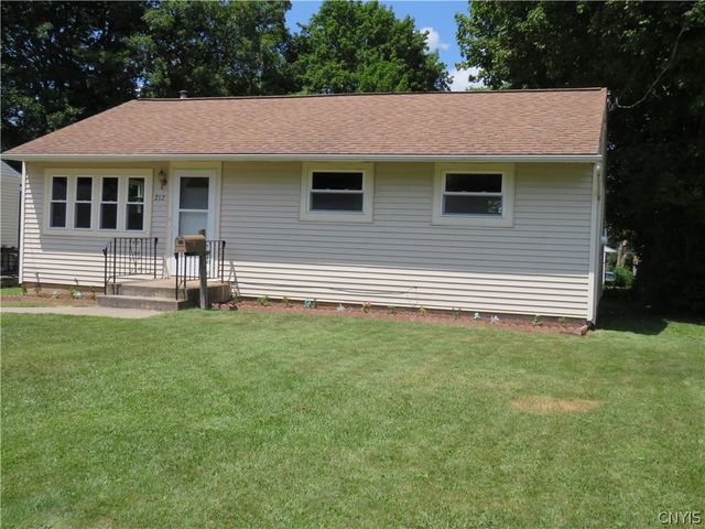 212 Jane Drive, Camillus, NY 13219