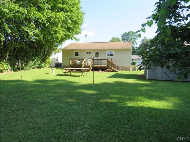 212 Jane Drive, Camillus, NY 13219