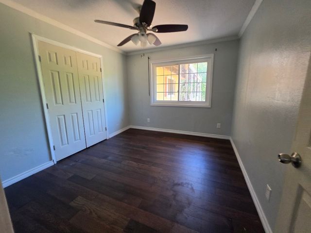 2802 Rockwood Drive, Granbury, TX 76048