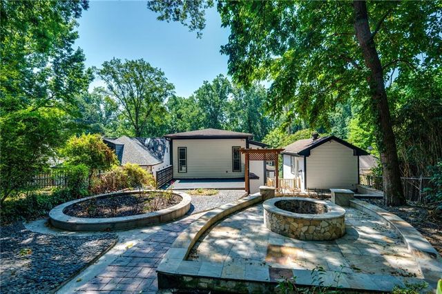 790 Martina NE Drive, Atlanta, GA 30305